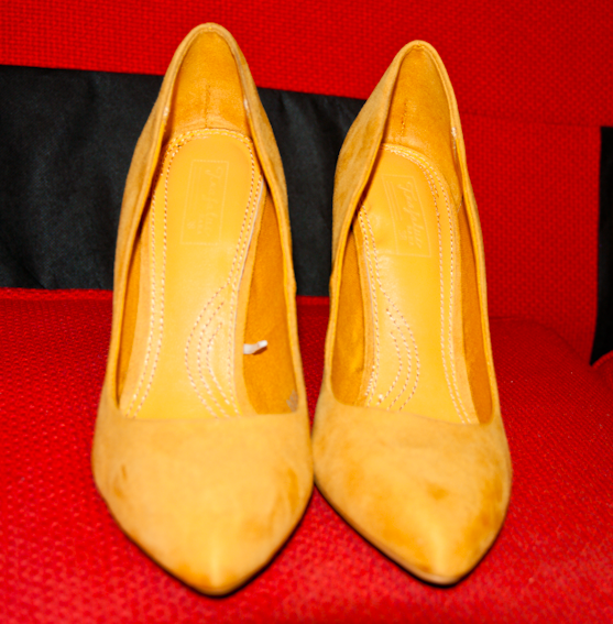 scarpe color senape